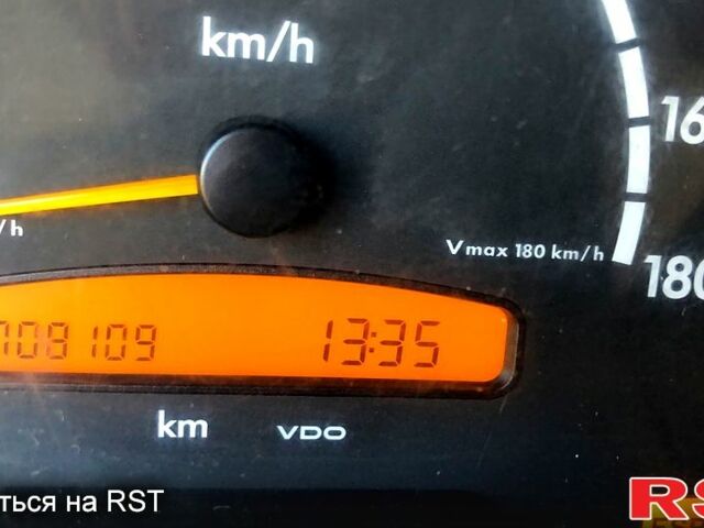 Желтый Мерседес Sprinter, объемом двигателя 2.1 л и пробегом 700 тыс. км за 8500 $, фото 6 на Automoto.ua