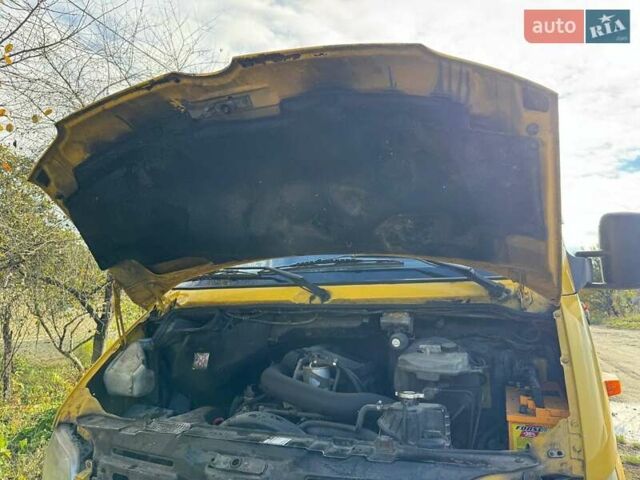 Мерседес Sprinter 2006 в Шепетовке на Automoto.ua Желтый Мерседес Sprinter, объемом двигателя 2.1 л и пробегом 636 тыс. км за 10500 $, фото 3 на Automoto.ua