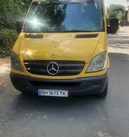 Жовтий Мерседес Sprinter, об'ємом двигуна 2.2 л та пробігом 495 тис. км за 11300 $, фото 7 на Automoto.ua