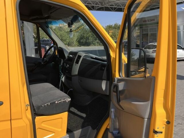 Жовтий Мерседес Sprinter, об'ємом двигуна 2.1 л та пробігом 600 тис. км за 10000 $, фото 3 на Automoto.ua