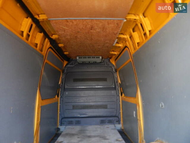 Желтый Мерседес Sprinter, объемом двигателя 2.15 л и пробегом 630 тыс. км за 10700 $, фото 15 на Automoto.ua