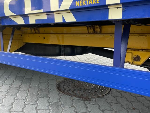 Желтый Мерседес Sprinter, объемом двигателя 2.1 л и пробегом 245 тыс. км за 19900 $, фото 15 на Automoto.ua