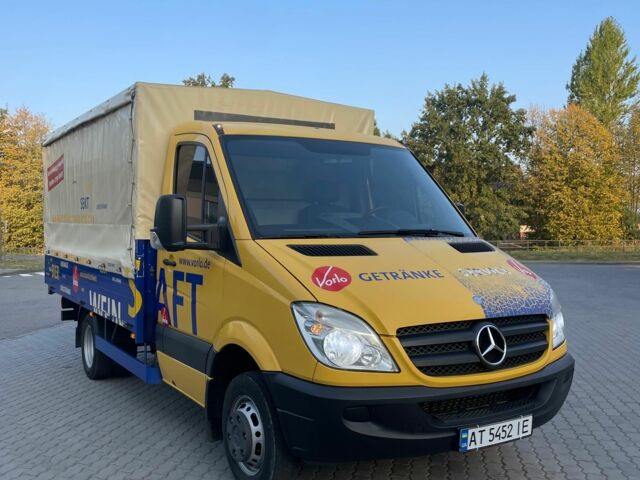 Желтый Мерседес Sprinter, объемом двигателя 2.1 л и пробегом 245 тыс. км за 19900 $, фото 3 на Automoto.ua
