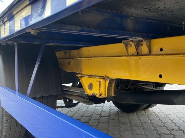 Желтый Мерседес Sprinter, объемом двигателя 2.1 л и пробегом 245 тыс. км за 19900 $, фото 18 на Automoto.ua