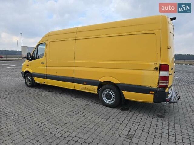 Желтый Мерседес Sprinter, объемом двигателя 2.14 л и пробегом 551 тыс. км за 10199 $, фото 12 на Automoto.ua