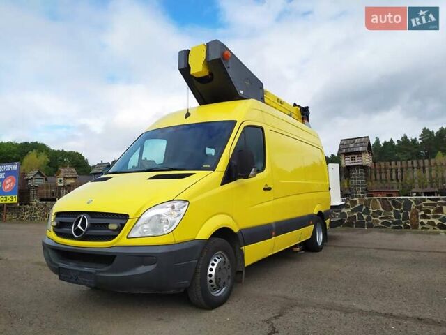 Желтый Мерседес Sprinter, объемом двигателя 0 л и пробегом 207 тыс. км за 29700 $, фото 11 на Automoto.ua