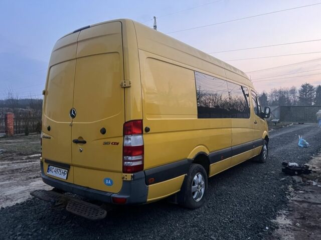 Жовтий Мерседес Sprinter, об'ємом двигуна 2.1 л та пробігом 200 тис. км за 13500 $, фото 6 на Automoto.ua