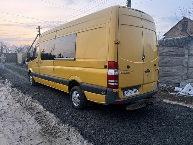 Жовтий Мерседес Sprinter, об'ємом двигуна 2.1 л та пробігом 200 тис. км за 13500 $, фото 5 на Automoto.ua