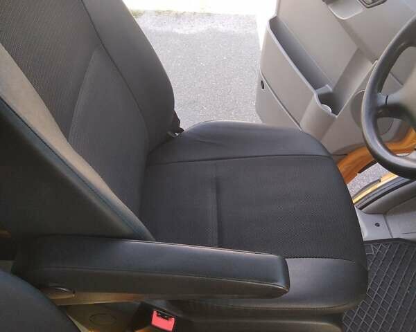 Желтый Мерседес Sprinter, объемом двигателя 0 л и пробегом 195 тыс. км за 18900 $, фото 29 на Automoto.ua