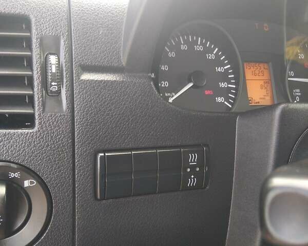 Желтый Мерседес Sprinter, объемом двигателя 0 л и пробегом 195 тыс. км за 18900 $, фото 27 на Automoto.ua