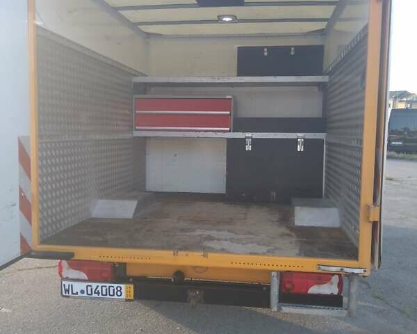 Желтый Мерседес Sprinter, объемом двигателя 0 л и пробегом 195 тыс. км за 18900 $, фото 34 на Automoto.ua