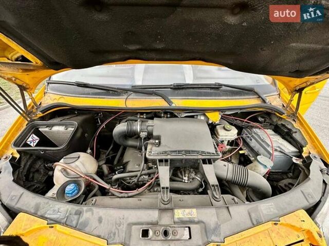 Желтый Мерседес Sprinter, объемом двигателя 2.99 л и пробегом 10 тыс. км за 50000 $, фото 5 на Automoto.ua