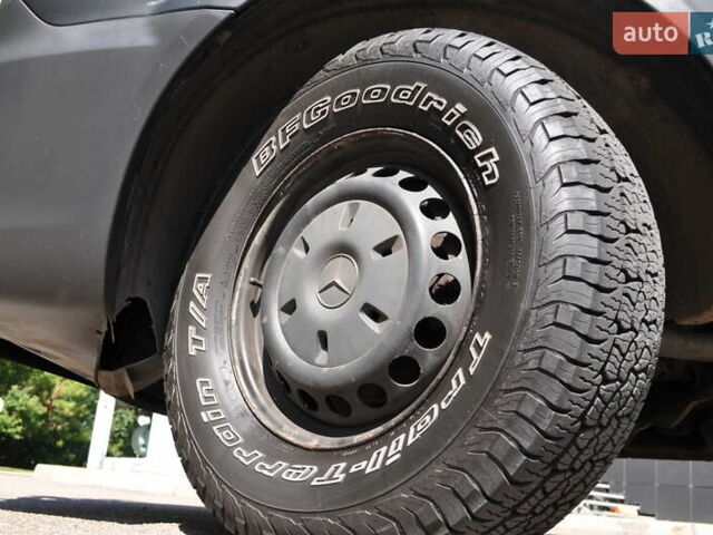 Желтый Мерседес Sprinter, объемом двигателя 2.14 л и пробегом 238 тыс. км за 17300 $, фото 12 на Automoto.ua