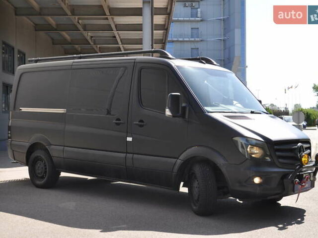 Желтый Мерседес Sprinter, объемом двигателя 2.14 л и пробегом 238 тыс. км за 17300 $, фото 5 на Automoto.ua