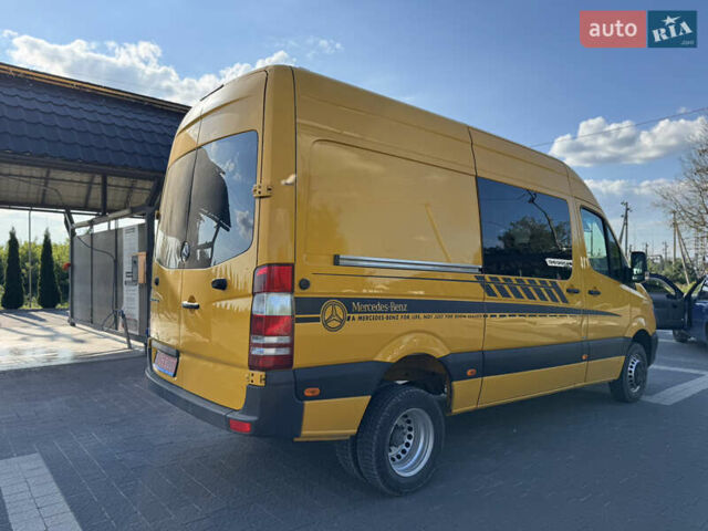 Желтый Мерседес Sprinter, объемом двигателя 2.14 л и пробегом 340 тыс. км за 21000 $, фото 7 на Automoto.ua