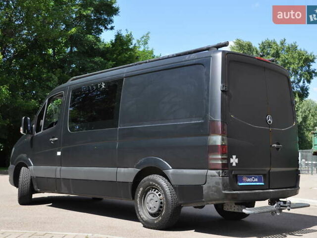Желтый Мерседес Sprinter, объемом двигателя 2.14 л и пробегом 238 тыс. км за 17300 $, фото 9 на Automoto.ua