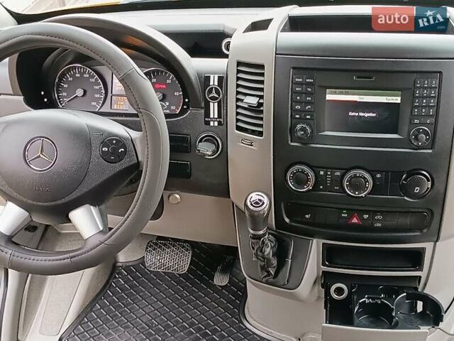 Жовтий Мерседес Sprinter, об'ємом двигуна 0 л та пробігом 320 тис. км за 18999 $, фото 46 на Automoto.ua