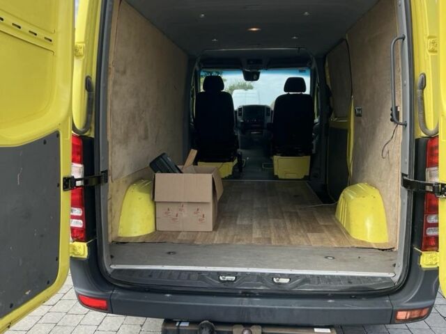 Мерседес Sprinter 2017 у Івано-Франківську на Automoto.ua Жовтий Мерседес Sprinter, об'ємом двигуна 2.1 л та пробігом 315 тис. км за 17495 $, фото 3 на Automoto.ua