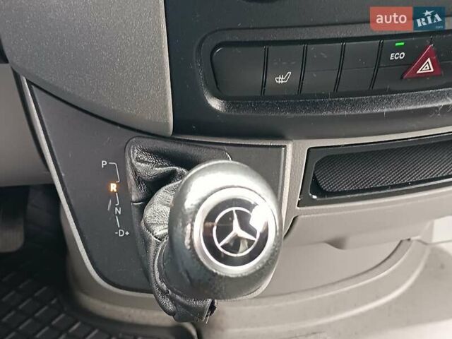 Желтый Мерседес Sprinter, объемом двигателя 2.2 л и пробегом 355 тыс. км за 19850 $, фото 34 на Automoto.ua