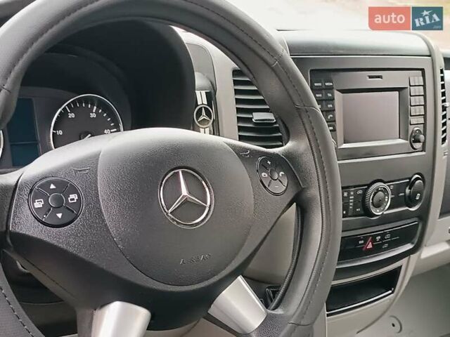 Желтый Мерседес Sprinter, объемом двигателя 2.2 л и пробегом 355 тыс. км за 19850 $, фото 38 на Automoto.ua