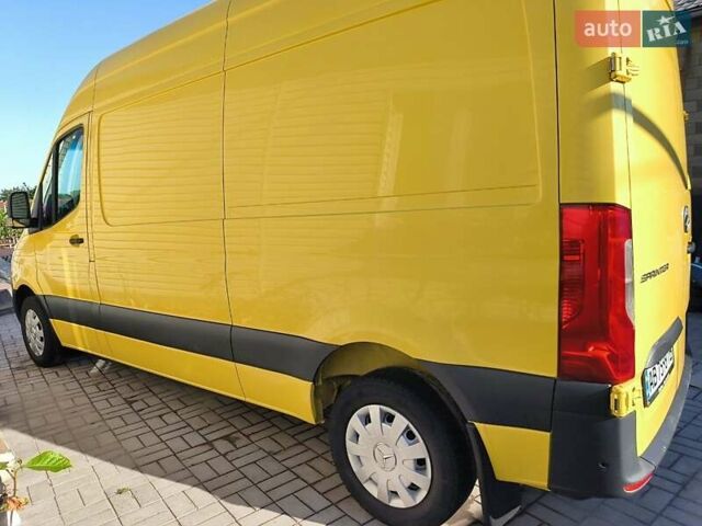 Желтый Мерседес Sprinter, объемом двигателя 2.14 л и пробегом 348 тыс. км за 27500 $, фото 21 на Automoto.ua