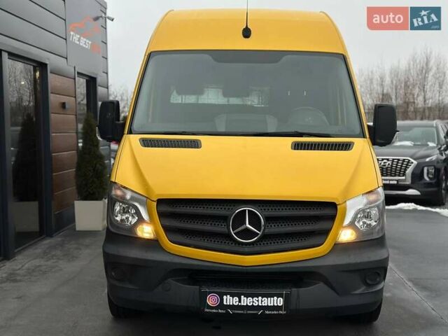 Желтый Мерседес Sprinter, объемом двигателя 2.14 л и пробегом 216 тыс. км за 19500 $, фото 12 на Automoto.ua