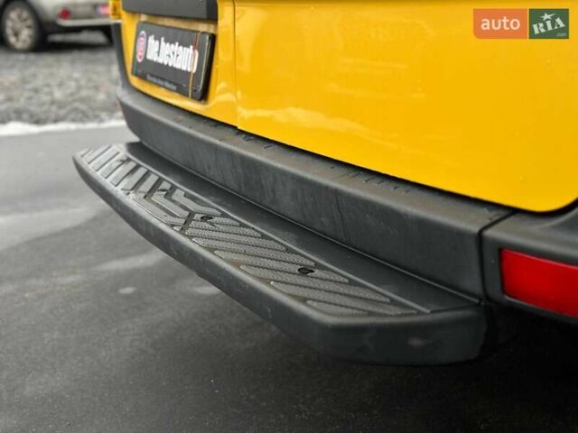 Желтый Мерседес Sprinter, объемом двигателя 2.14 л и пробегом 216 тыс. км за 19500 $, фото 20 на Automoto.ua