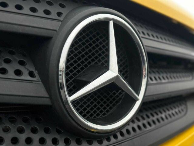 Желтый Мерседес Sprinter, объемом двигателя 2.1 л и пробегом 230 тыс. км за 19500 $, фото 3 на Automoto.ua