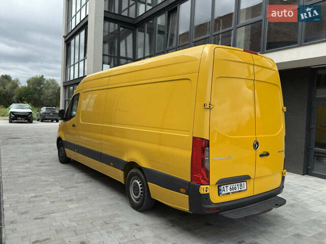 Желтый Мерседес Sprinter, объемом двигателя 2.14 л и пробегом 170 тыс. км за 25500 $, фото 15 на Automoto.ua