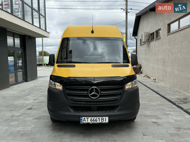 Желтый Мерседес Sprinter, объемом двигателя 2.14 л и пробегом 170 тыс. км за 25500 $, фото 11 на Automoto.ua