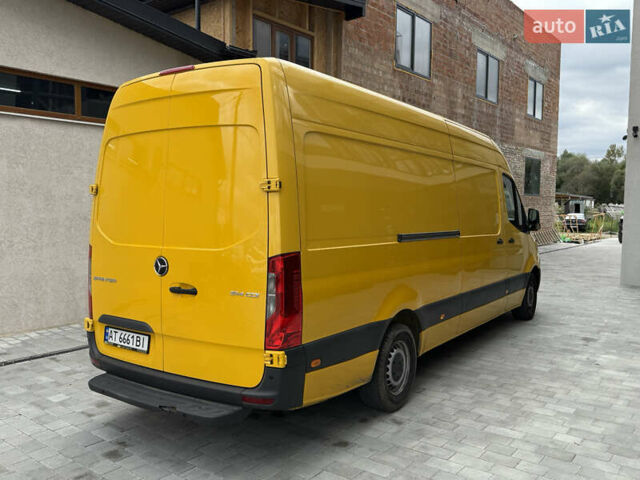 Желтый Мерседес Sprinter, объемом двигателя 2.14 л и пробегом 170 тыс. км за 25500 $, фото 13 на Automoto.ua