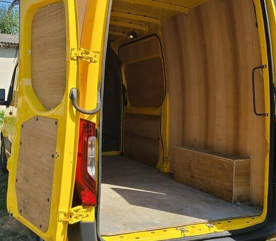 Жовтий Мерседес Sprinter, об'ємом двигуна 2.14 л та пробігом 217 тис. км за 21000 $, фото 14 на Automoto.ua