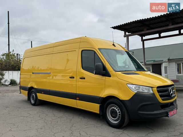Желтый Мерседес Sprinter, объемом двигателя 2.2 л и пробегом 273 тыс. км за 26700 $, фото 9 на Automoto.ua