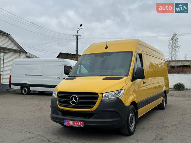 Желтый Мерседес Sprinter, объемом двигателя 2.2 л и пробегом 273 тыс. км за 26700 $, фото 5 на Automoto.ua