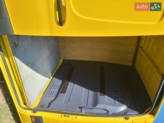 Жовтий Мерседес Sprinter, об'ємом двигуна 2.14 л та пробігом 217 тис. км за 21000 $, фото 11 на Automoto.ua