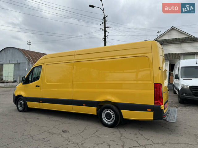 Желтый Мерседес Sprinter, объемом двигателя 2.2 л и пробегом 273 тыс. км за 26700 $, фото 17 на Automoto.ua