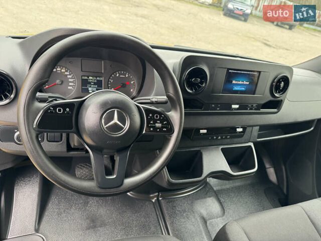 Желтый Мерседес Sprinter, объемом двигателя 2.2 л и пробегом 273 тыс. км за 26700 $, фото 26 на Automoto.ua