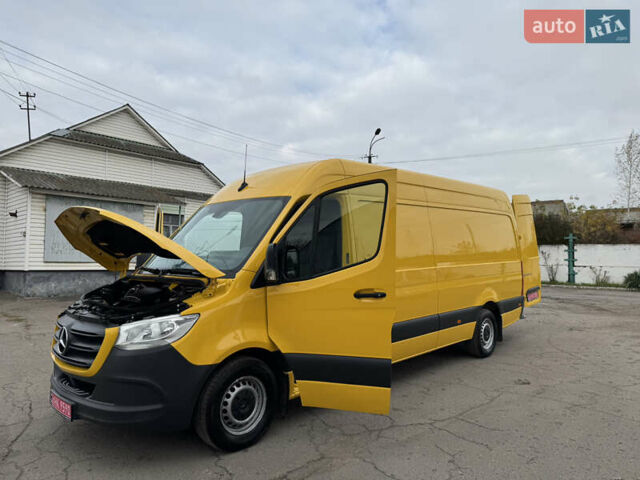 Желтый Мерседес Sprinter, объемом двигателя 2.2 л и пробегом 273 тыс. км за 26700 $, фото 55 на Automoto.ua