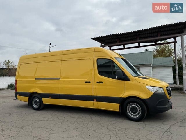 Желтый Мерседес Sprinter, объемом двигателя 2.2 л и пробегом 273 тыс. км за 26700 $, фото 10 на Automoto.ua