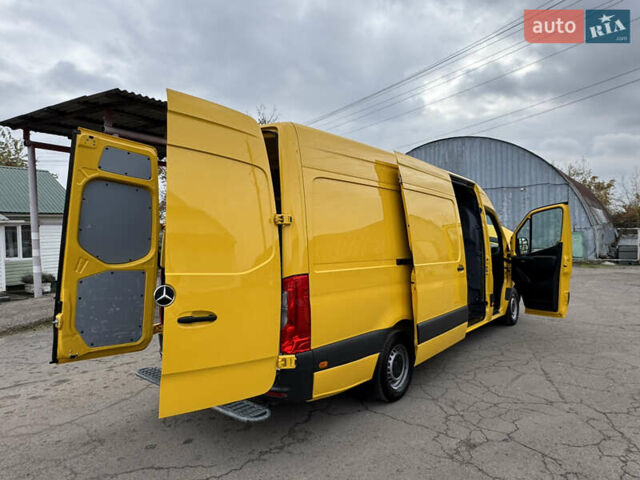 Желтый Мерседес Sprinter, объемом двигателя 2.2 л и пробегом 273 тыс. км за 26700 $, фото 58 на Automoto.ua