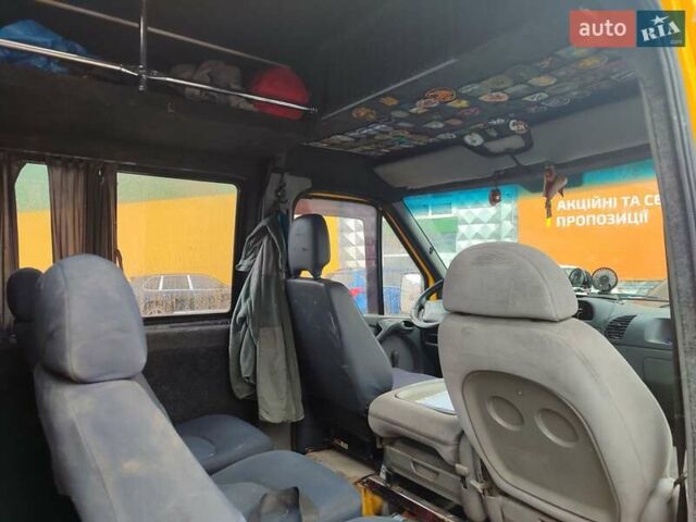 Жовтий Мерседес Sprinter, об'ємом двигуна 2.2 л та пробігом 464 тис. км за 7500 $, фото 12 на Automoto.ua