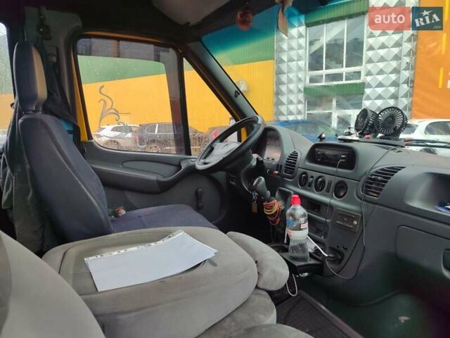 Жовтий Мерседес Sprinter, об'ємом двигуна 2.2 л та пробігом 464 тис. км за 7500 $, фото 10 на Automoto.ua