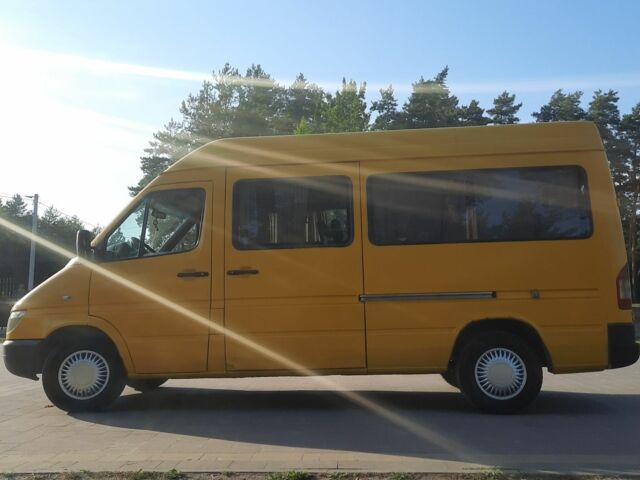 Жовтий Мерседес Sprinter, об'ємом двигуна 2.7 л та пробігом 500 тис. км за 6600 $, фото 2 на Automoto.ua