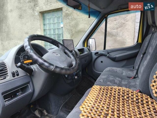Жовтий Мерседес Sprinter, об'ємом двигуна 2.15 л та пробігом 379 тис. км за 6000 $, фото 7 на Automoto.ua