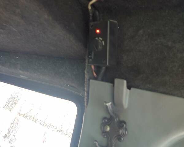 Жовтий Мерседес Sprinter, об'ємом двигуна 2.2 л та пробігом 464 тис. км за 7500 $, фото 14 на Automoto.ua