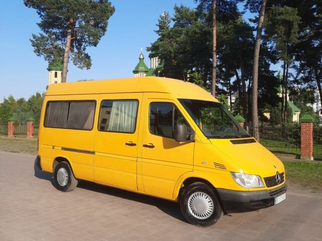 Жовтий Мерседес Sprinter, об'ємом двигуна 2.7 л та пробігом 500 тис. км за 6600 $, фото 4 на Automoto.ua