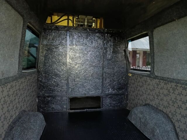 Жовтий Мерседес Sprinter, об'ємом двигуна 2.7 л та пробігом 751 тис. км за 9500 $, фото 6 на Automoto.ua