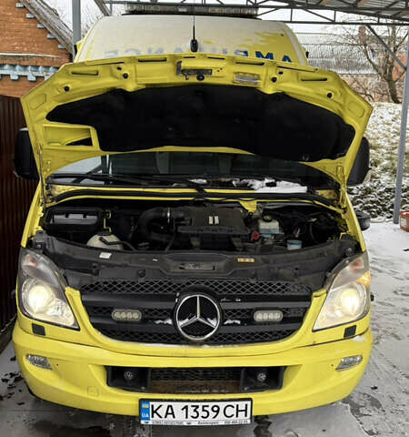 Жовтий Мерседес Sprinter, об'ємом двигуна 2.99 л та пробігом 242 тис. км за 16995 $, фото 2 на Automoto.ua