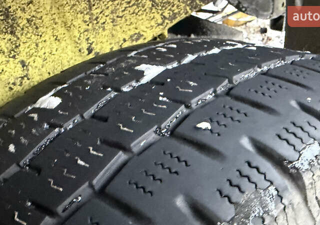 Жовтий Мерседес Sprinter, об'ємом двигуна 2.99 л та пробігом 242 тис. км за 16995 $, фото 6 на Automoto.ua