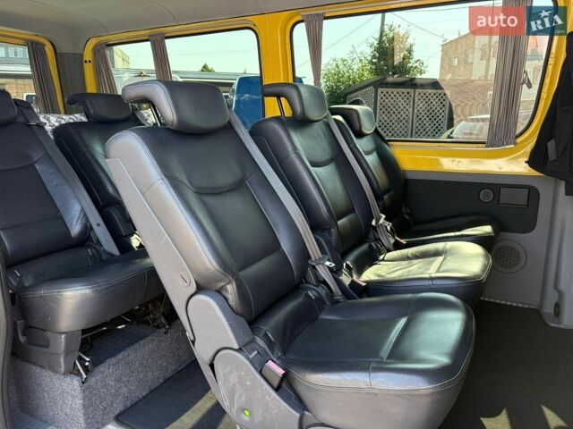 Желтый Мерседес Sprinter, объемом двигателя 2.14 л и пробегом 450 тыс. км за 29990 $, фото 12 на Automoto.ua